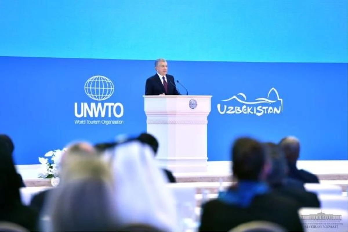 Özbekistan Cumhurbaşkanı Mirziyoyev: 2030\'da turist sayısını 30 milyona çıkarmayı hedefliyoruz