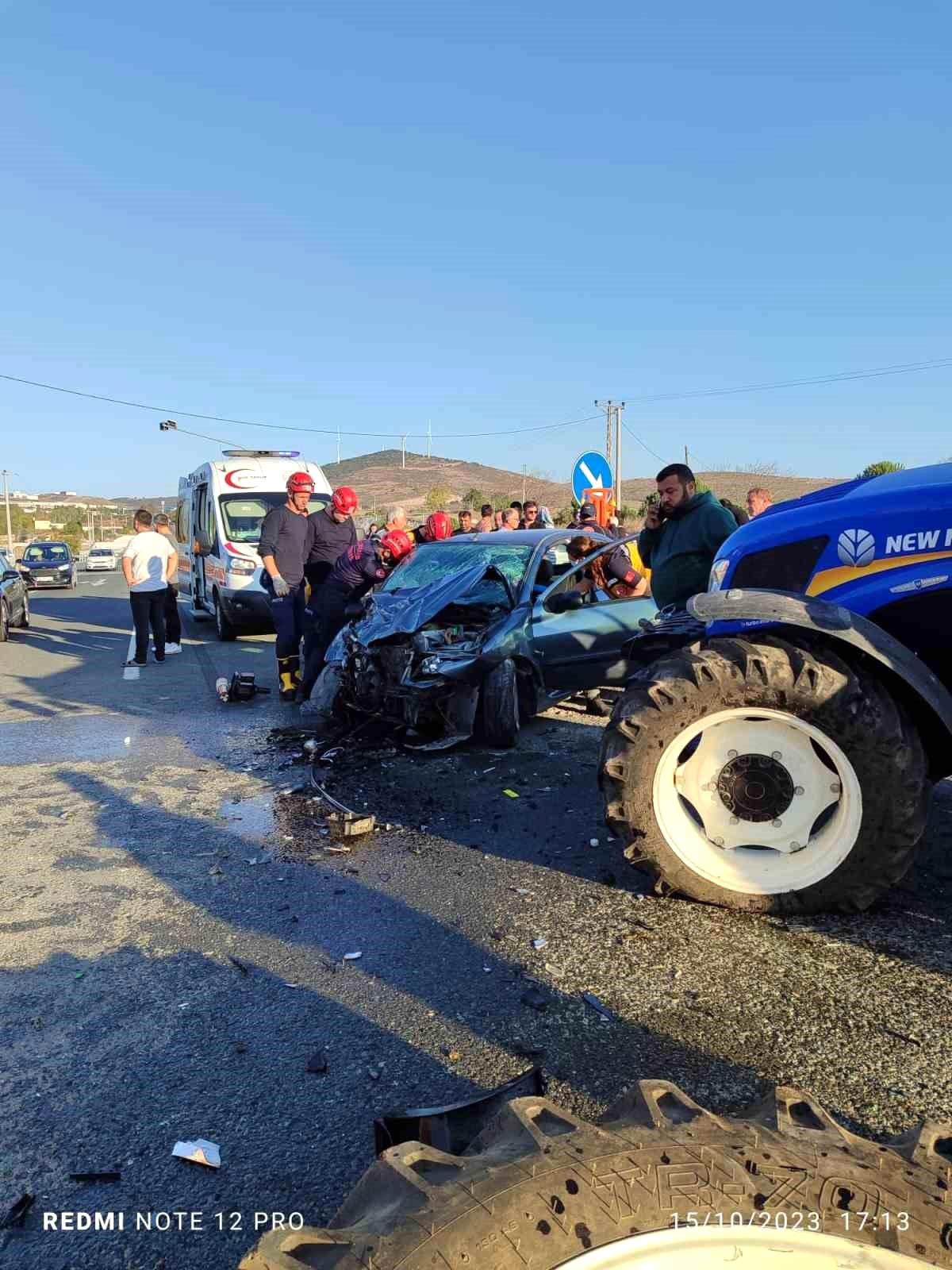 Balıkesir\'de Trafik Kazası: 2 Kişi Yaralandı