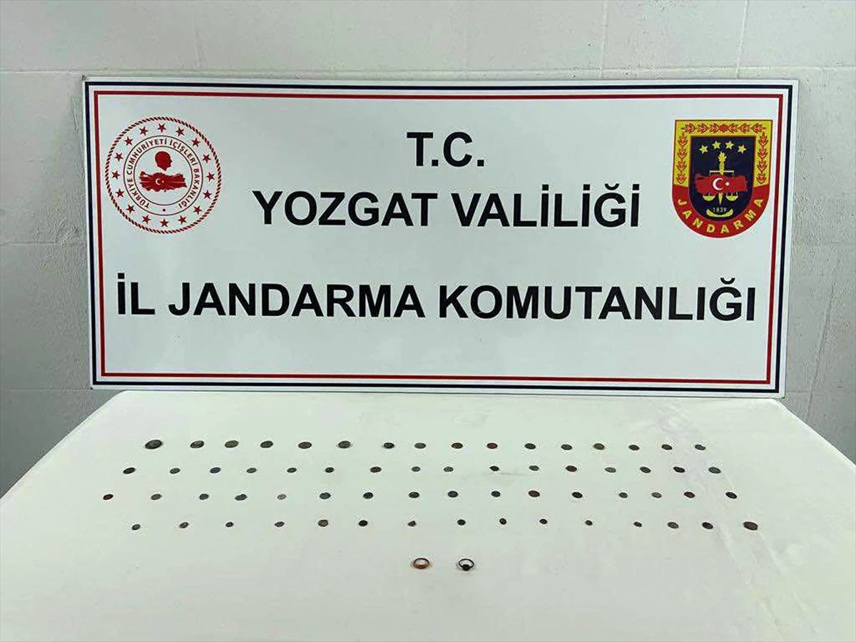 Yozgat\'ta Jandarma Tarafından 63 Sikke ve 2 Yüzük Ele Geçirildi