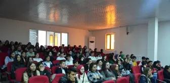 Kahramanmaraş'ta 1. Akdeniz Bienali kapsamında şiir paneli düzenlendi