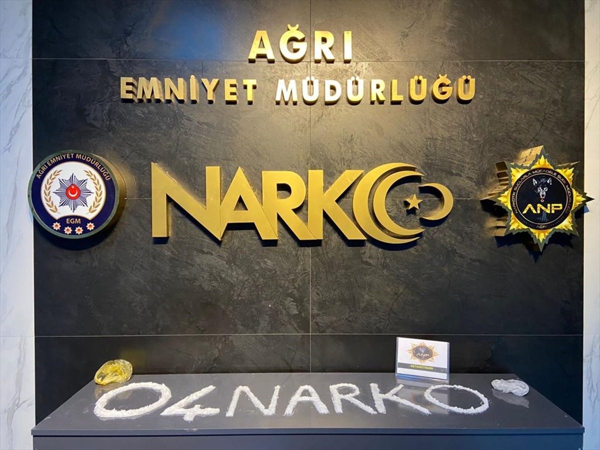 Ağrı\'da Uyuşturucu Operasyonu: 9 Şüpheli Tutuklandı