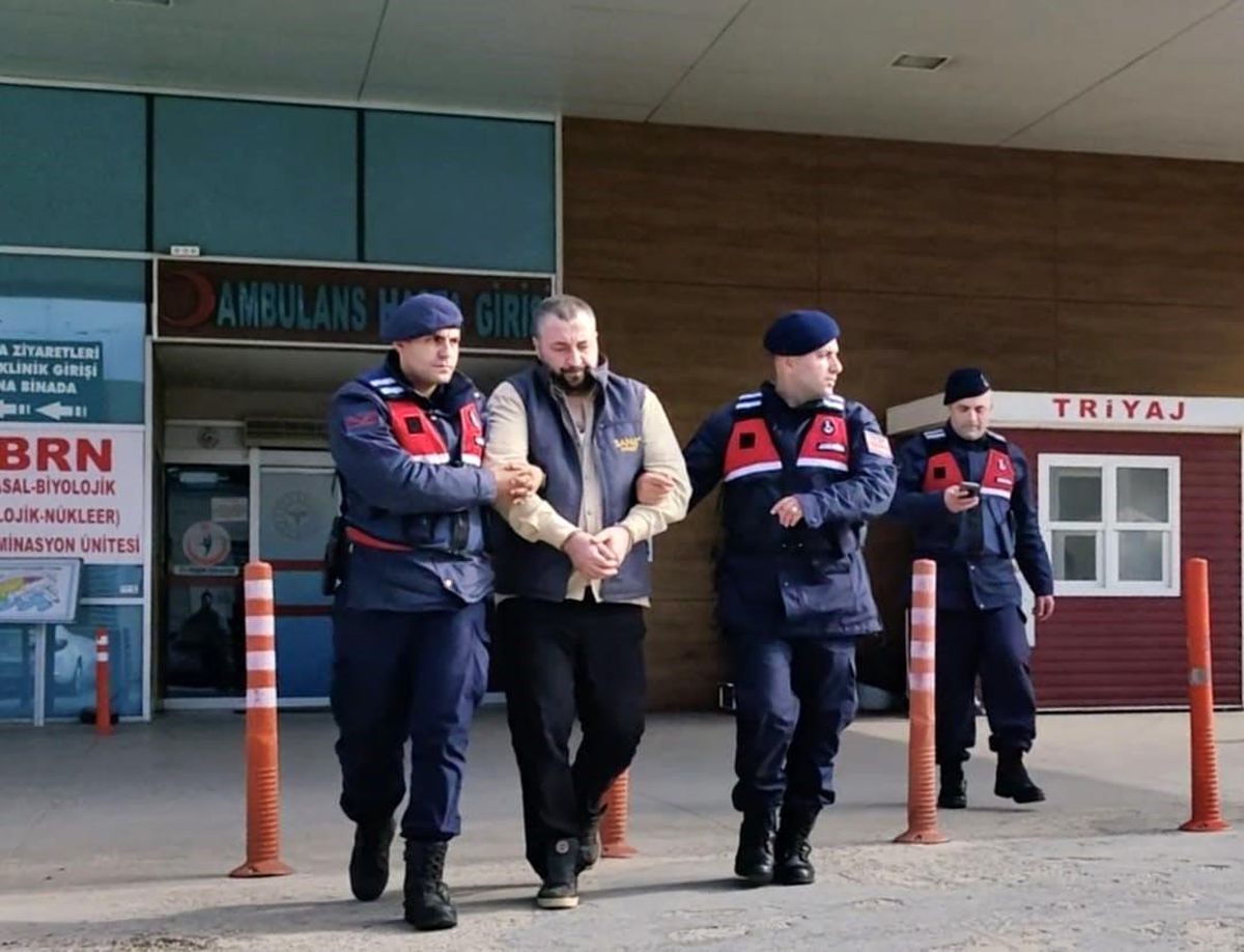İnegöl\'de madde bağımlısı şahıs, babasını ve ablasını yaraladı