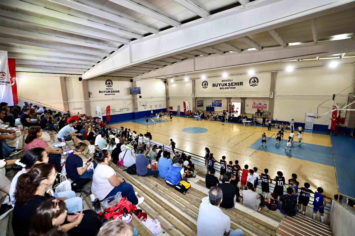 Denizli Büyükşehir Belediyesi 100. Yıl Kutlamaları Devam Ediyor