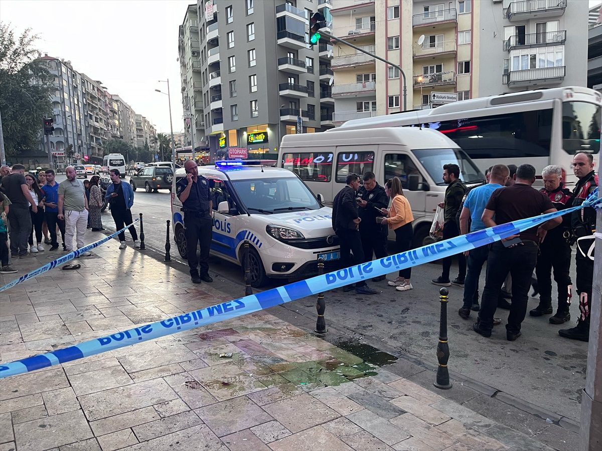Denizli\'de Kocasının Saldırısına Uğrayan Kadın Kurtarıldı