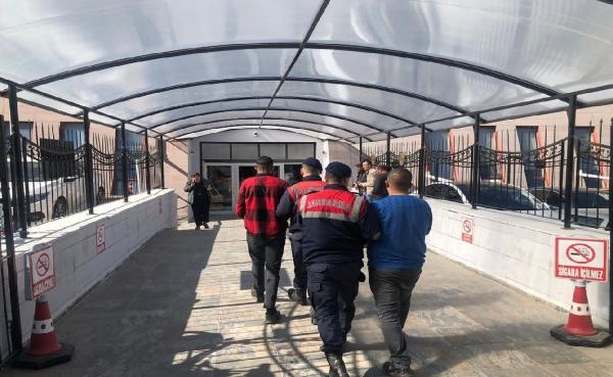 Eskişehir\'de enerji nakil kablosu çaldıkları iddia edilen 4 şüpheli yakalandı