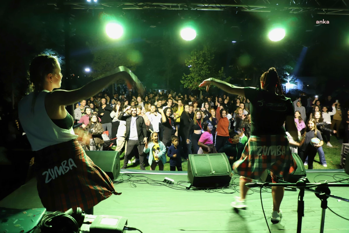 Eskişehir\'de Gençlik Müzik Festivali Coşkusu