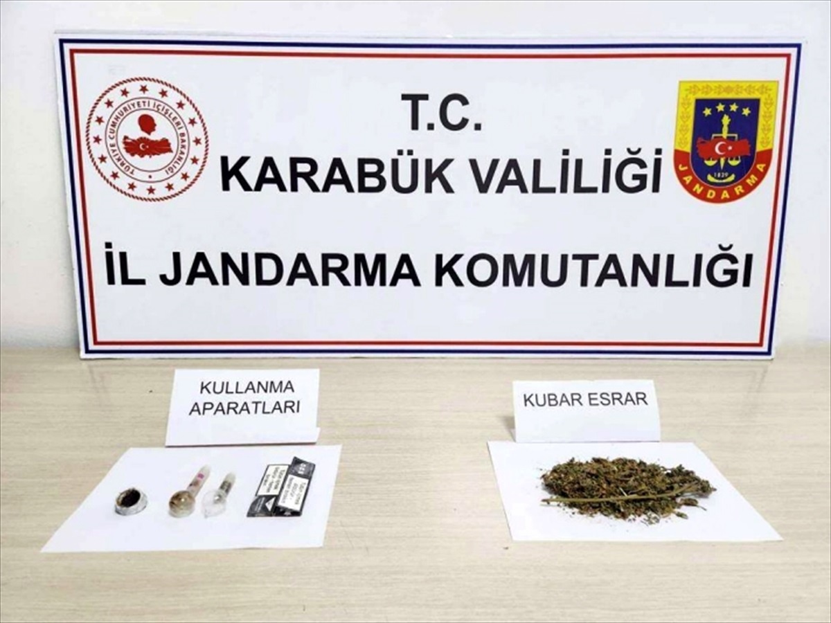 Karabük\'te Uyuşturucu Operasyonu: 2 Gözaltı