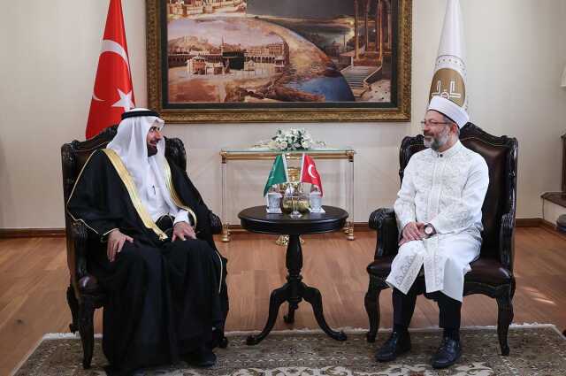 Kutsal topraklara gidecek Türk vatandaşlarına vize kolaylığı! 5 dakikada alabilecekler Kutsal topraklara gidecek Türk vatandaşlarına vize kolaylığı! 5 dakikada alabilecekler