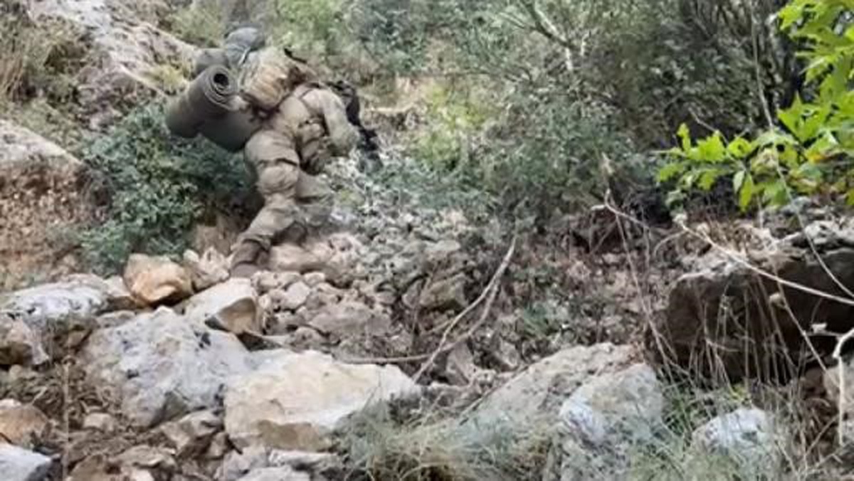 Pençe-Kilit Operasyonu\'nda Mehmetçiklerimiz Zorlu Arazi Koşullarında Görev Yapıyor