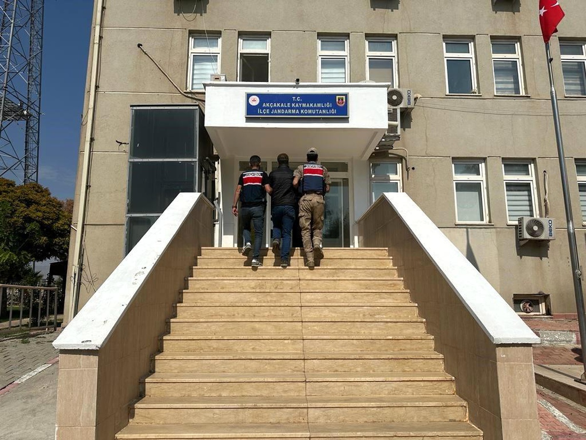 Şanlıurfa\'da 12 ayrı suçtan aranan cezaevi firarisi yakalandı