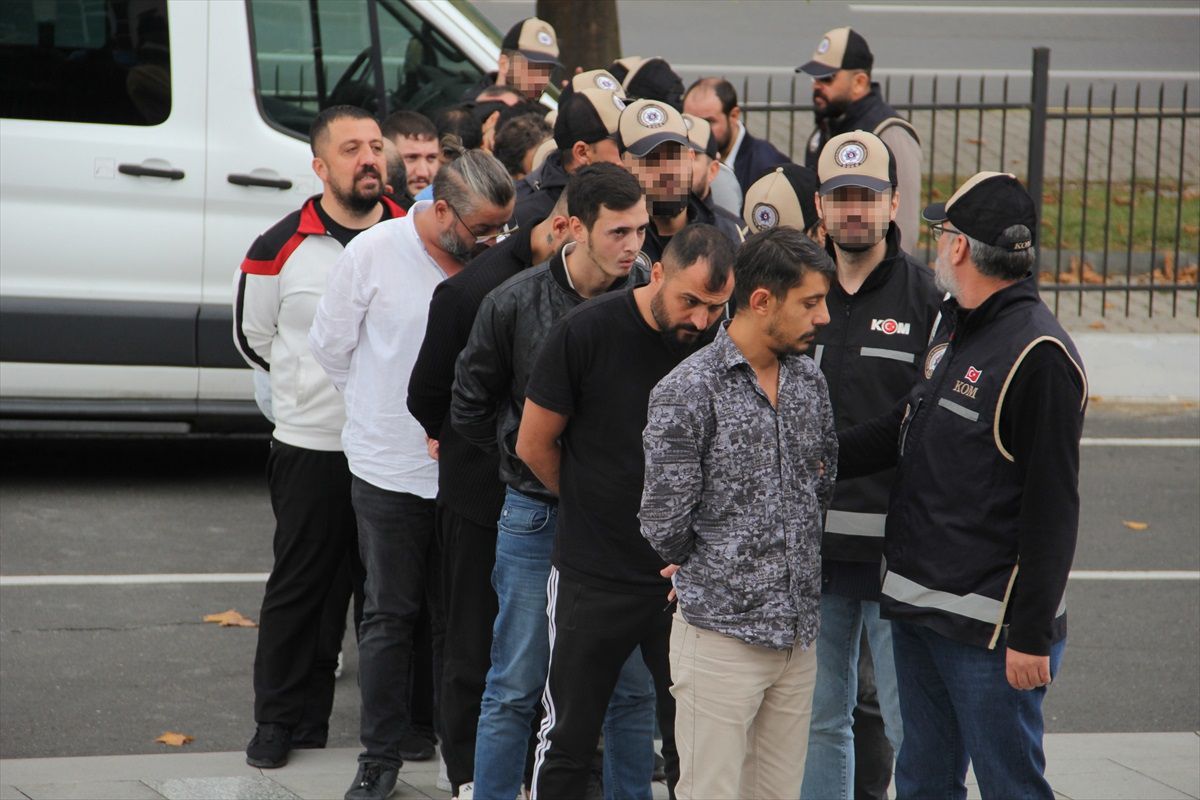 Tekirdağ\'da "Kafes" operasyonu kapsamında yakalanan 15 şüpheli adliyede
