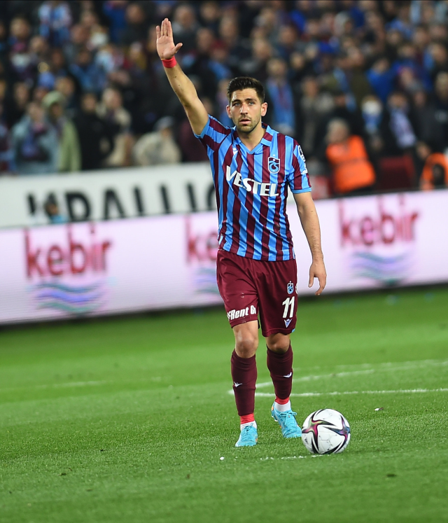 Trabzonspor, Bakasetas'ın Yunanistan Milli Takımı'nda sakatlandığını açıkladı