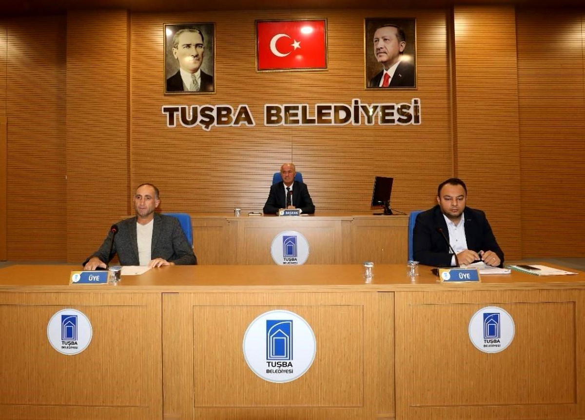 Tuşba Belediye Meclisi, 2024 yılı mali bütçesi ile iş ve performans programlarını onayladı