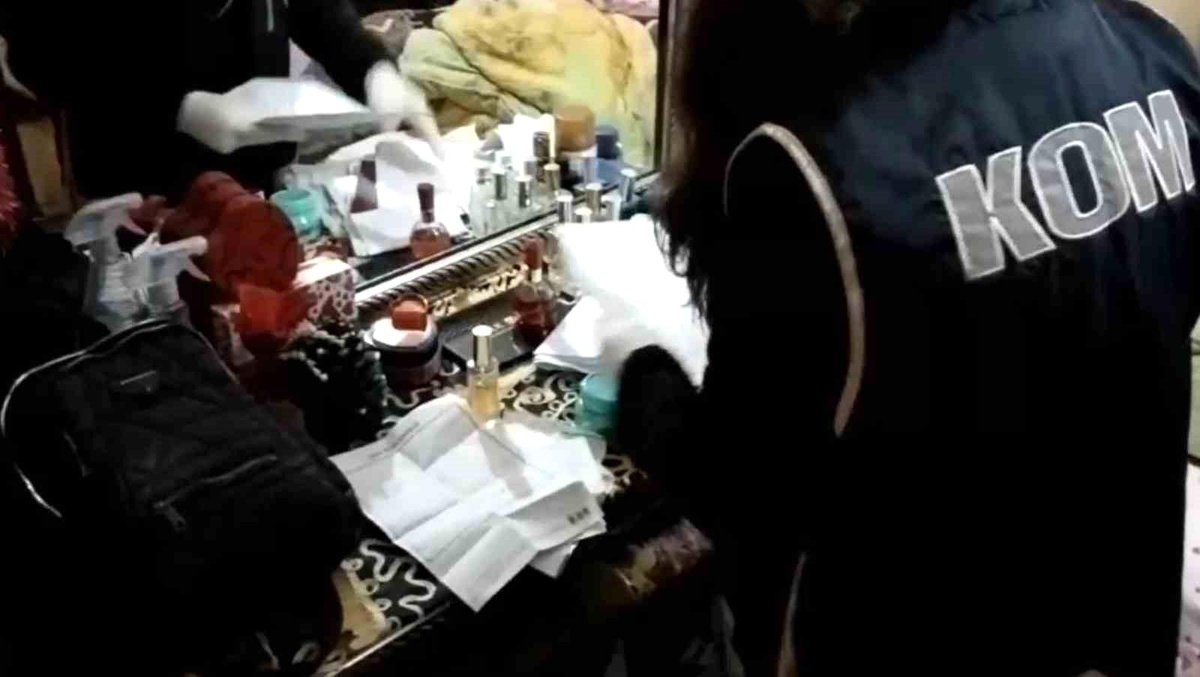 Kocaeli\'de Yabancı Uyruklu Şahıslara Sahte Belgelerle İkamet Çıkaran Şüphelilere Operasyon