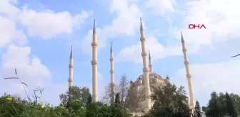 Adana'da İsrail saldırılarında hayatını kaybedenler için gıyabi cenaze namazı kılındı