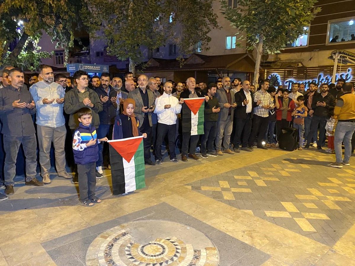 Adıyaman\'da İsrail\'in Gazze\'deki hastaneye saldırısı lanetlendi