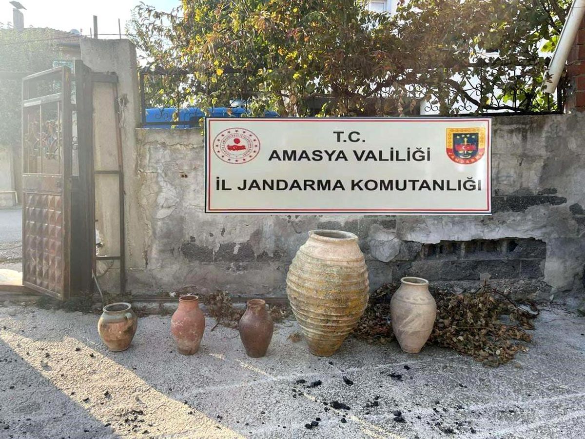 Amasya\'da Roma dönemine ait 5 küp ele geçirildi