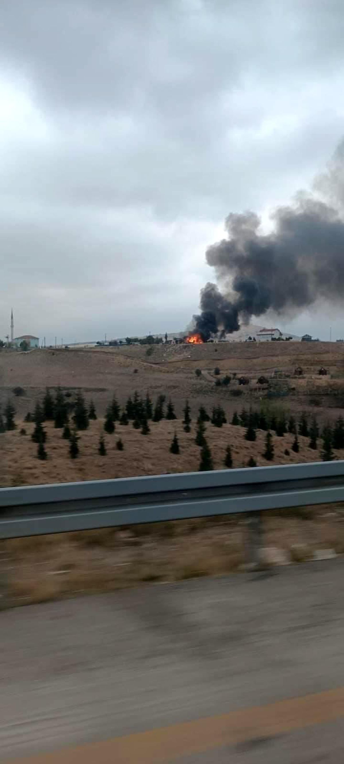 Ankara\'da bir gecekonduda çıkan yangın itfaiye ekiplerince kontrol altına alındı
