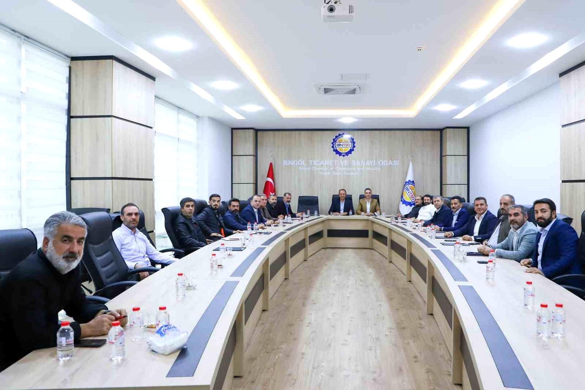 BİNTSO Konferans Salonuna Cumhurbaşkanı Yardımcısı Dr. Cevdet Yılmaz\'ın İsmi Verildi