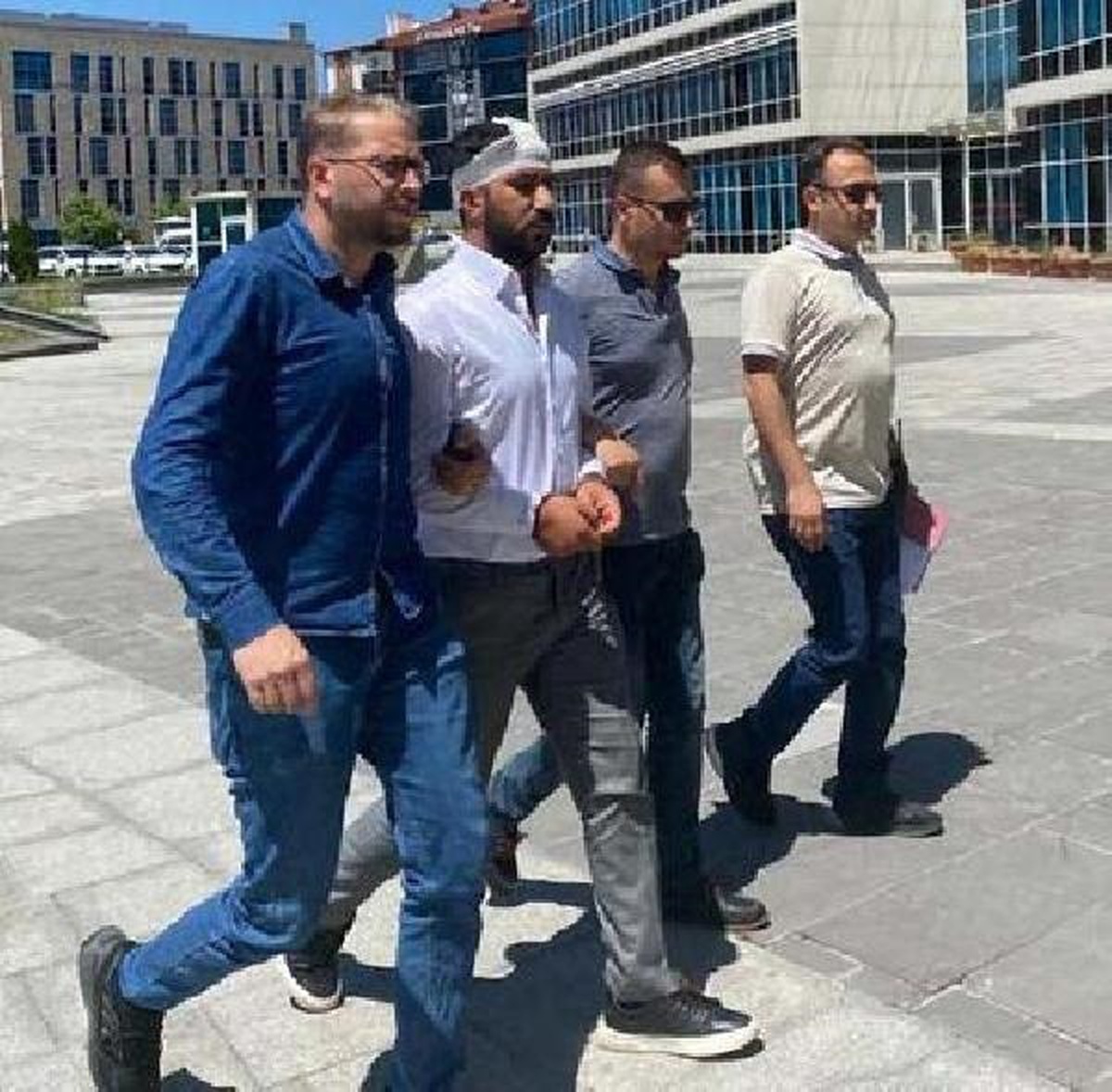Taksi Şoförü, Tartıştığı Meslektaşını Bıçaklayarak Öldürdü