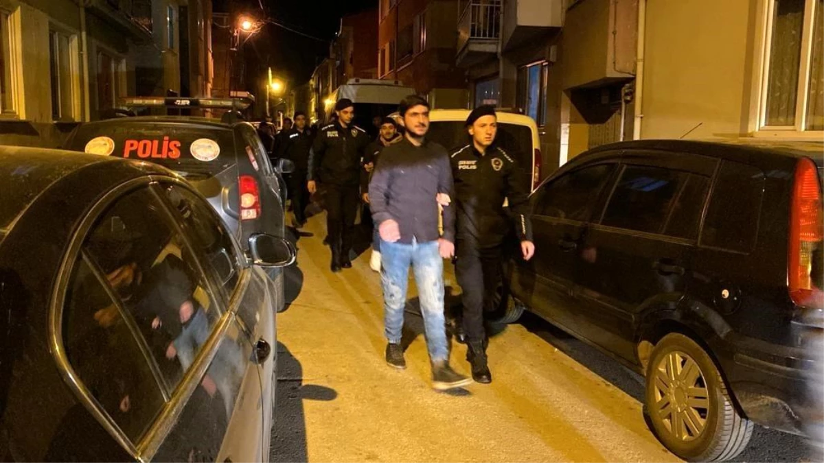 Bursa İnegöl\'de 37 Kaçak Göçmen Yakalandı