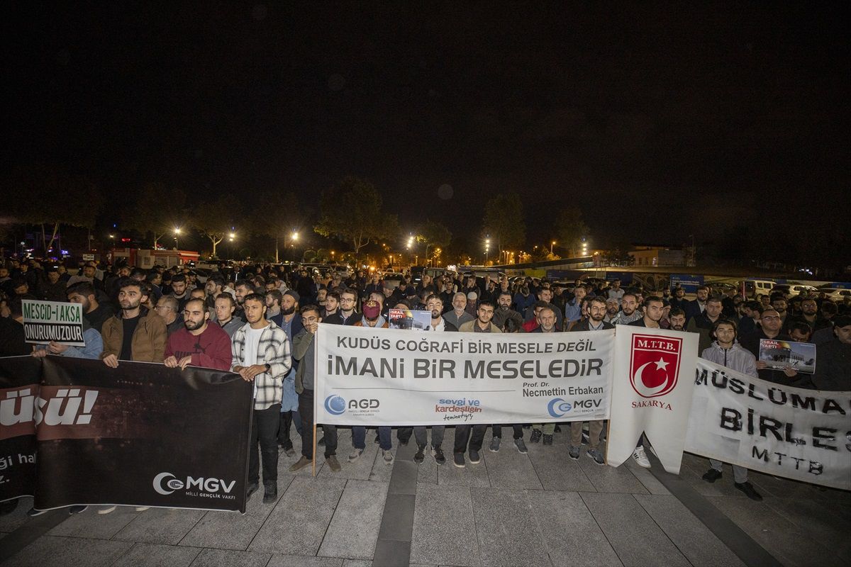 Doğu Marmara ve Batı Karadeniz\'de Gazze\'deki el-Ehli Baptist Hastanesi\'ne yönelik saldırı protesto edildi