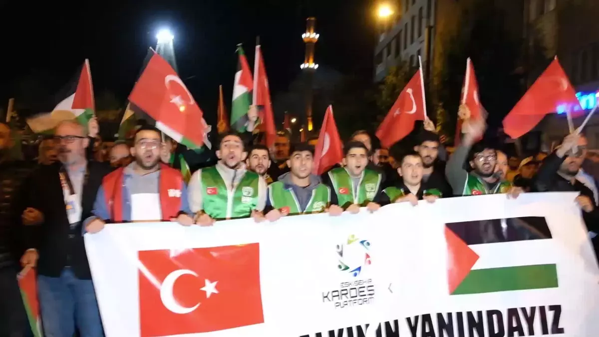 Eskişehir\'de İsrail\'e Karşı Protesto