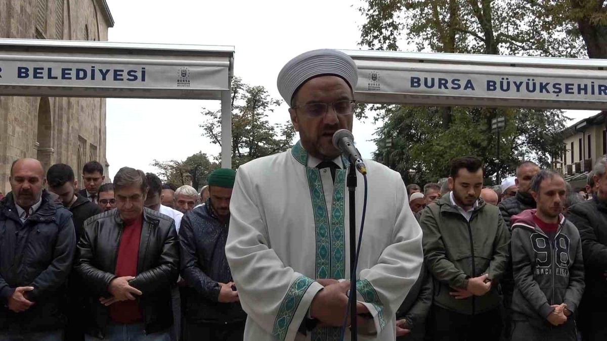 Diyanet İşleri Başkanı Ali Erbaş, İsrail\'in Gazze\'deki Hastaneye Yaptığı Saldırıyı Kınadı