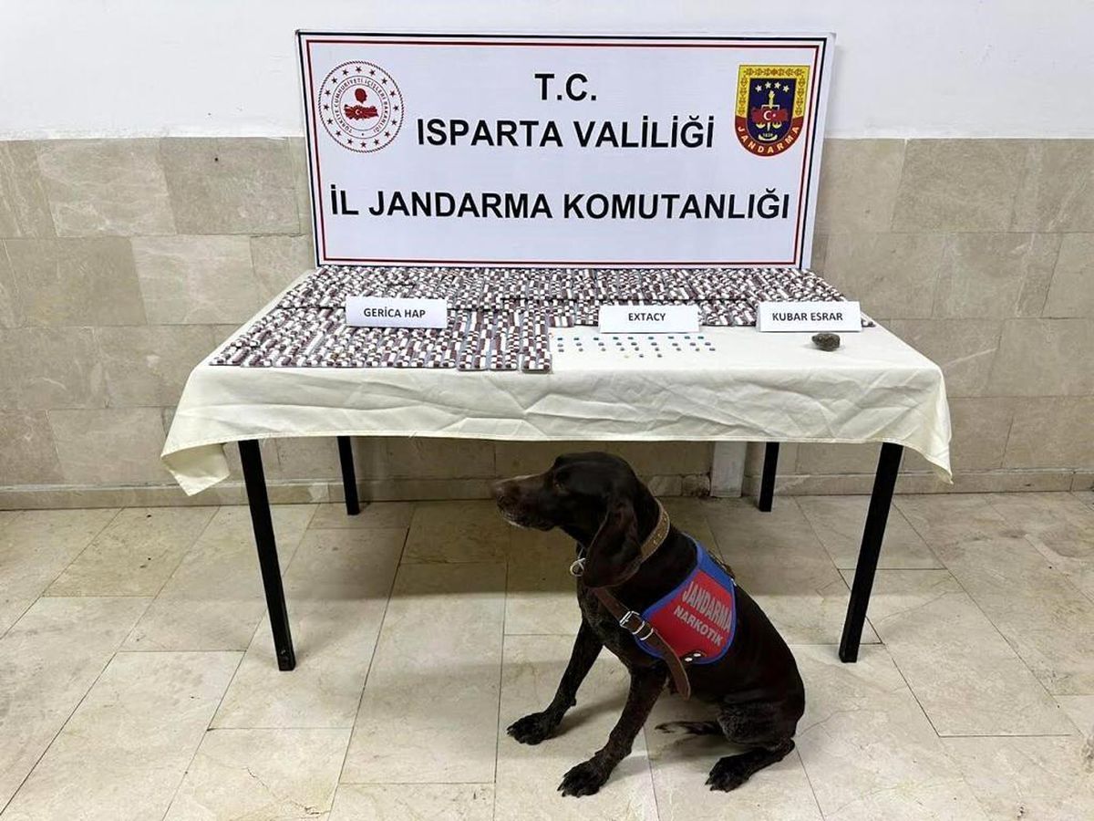 Isparta\'da Uyuşturucu Operasyonunda Çok Sayıda Madde Ele Geçirildi
