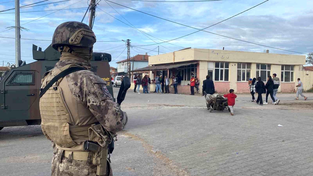 Kırklareli\'de Dronlarla Uyuşturucu Kaçakçılarına Denetim