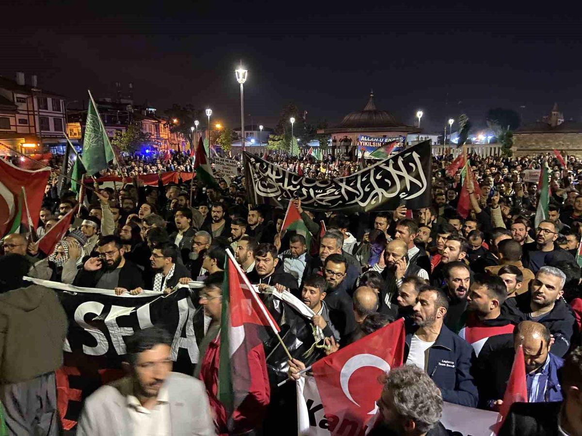 Konya\'da İsrail\'in Gazze\'deki Saldırısı Protesto Edildi