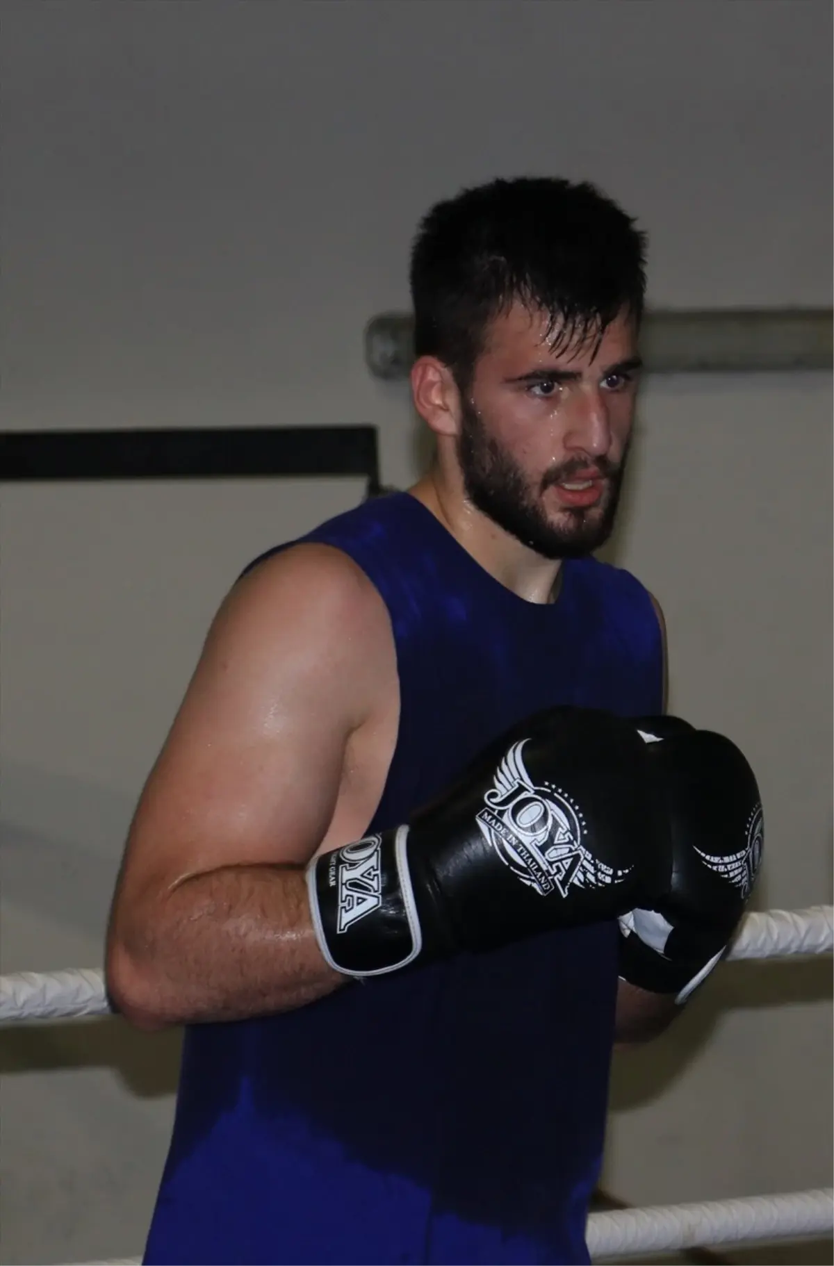 Milli boksör Emir Büyükdağ, 22 Yaş Altı Avrupa Şampiyonası\'nda birincilik hedefliyor