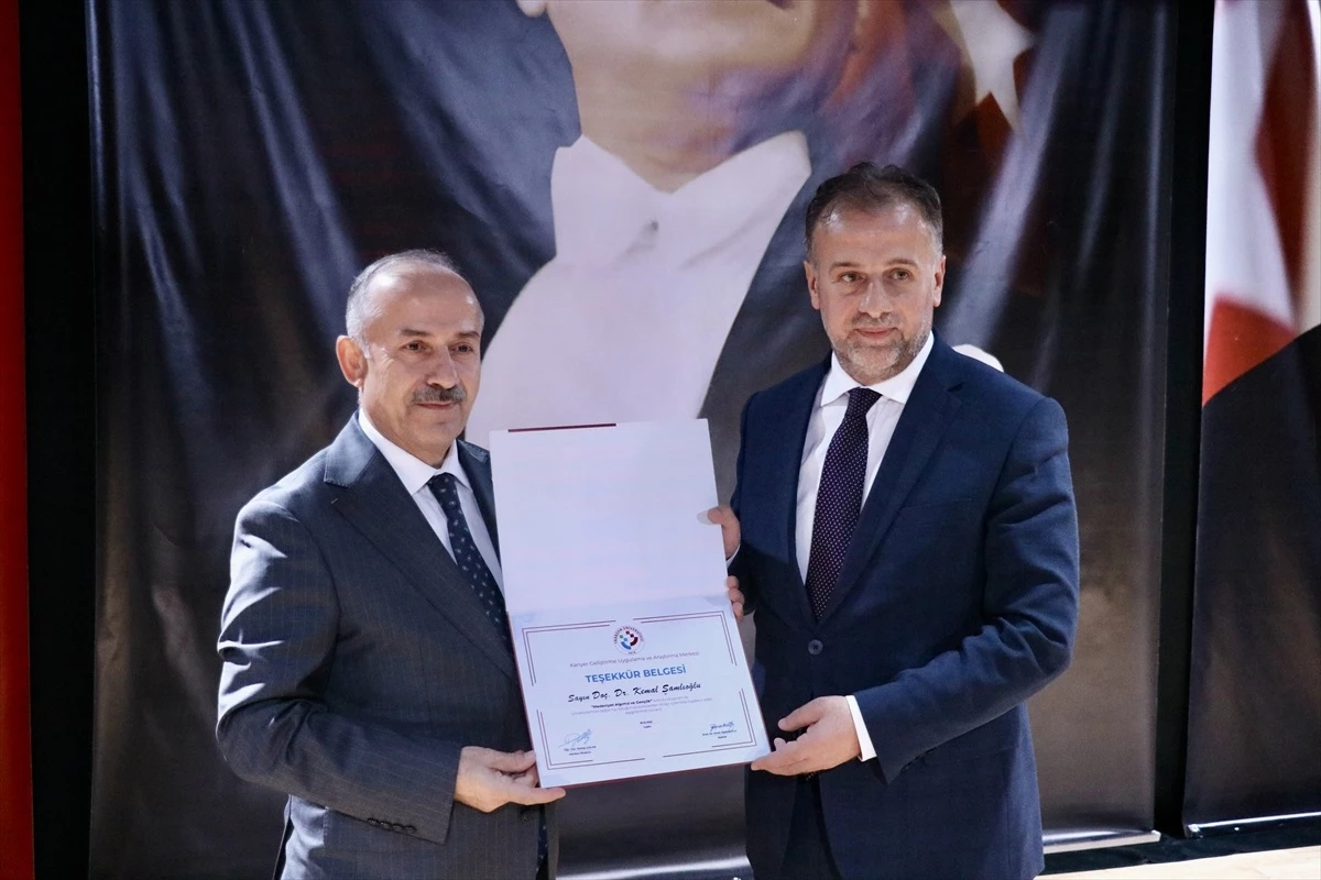 MEB Bakan Yardımcısı Şamlıoğlu: Mülakat Sistemi Hala Geçerli