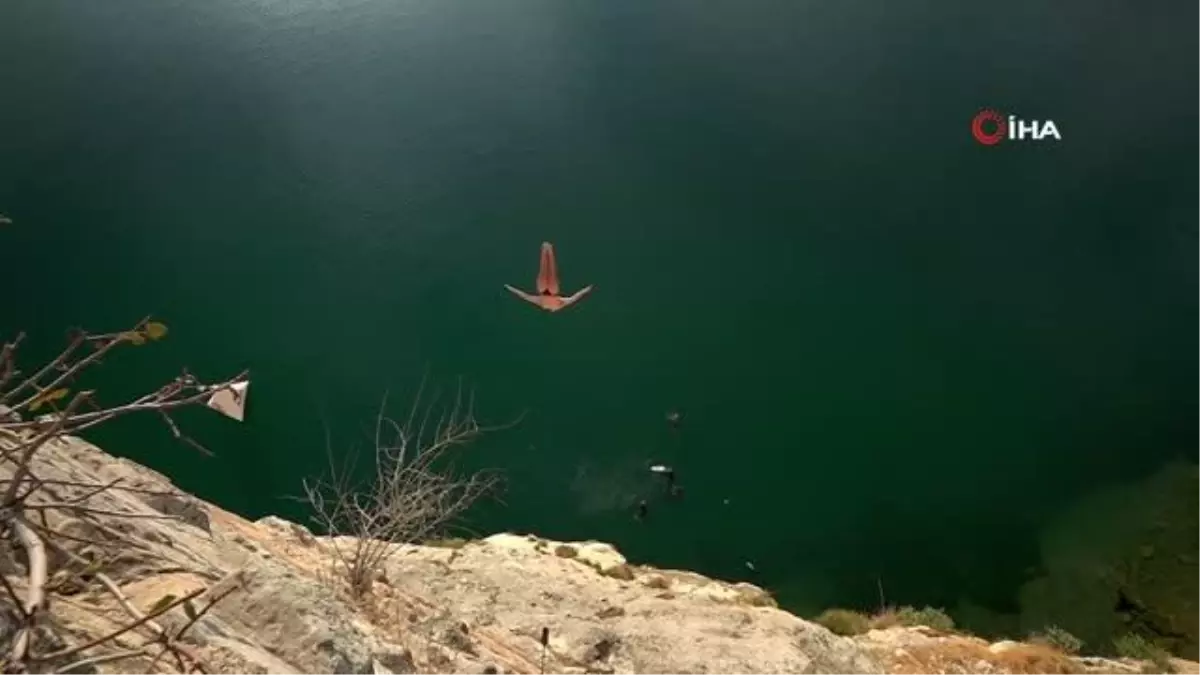 Red Bull Sporcusu Aidan Heslop\'tan, Rumkale\'de etkileyici dalış