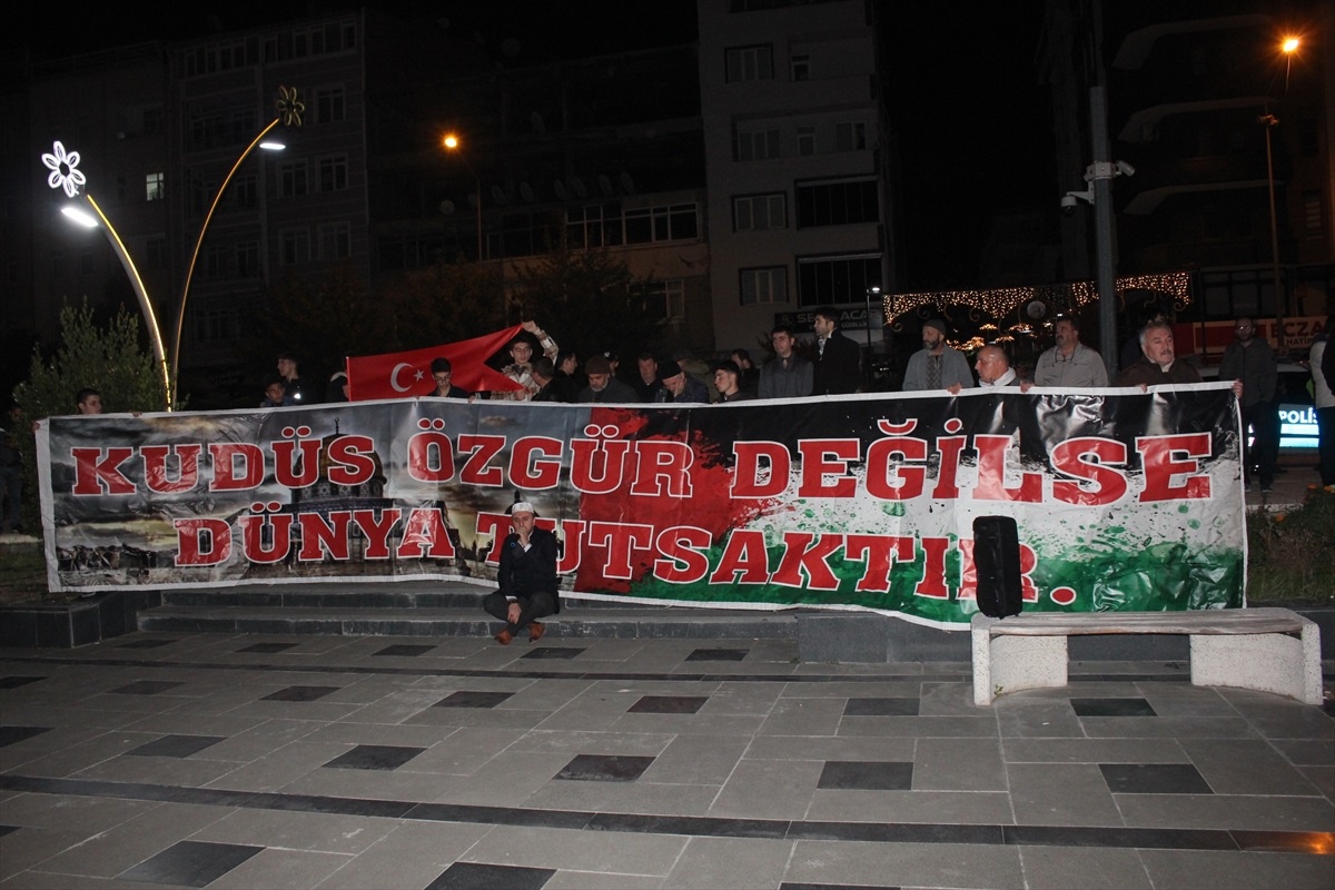 Suluova\'da İsrail\'in Gazze\'deki Hastaneye Saldırı Protesto Edildi