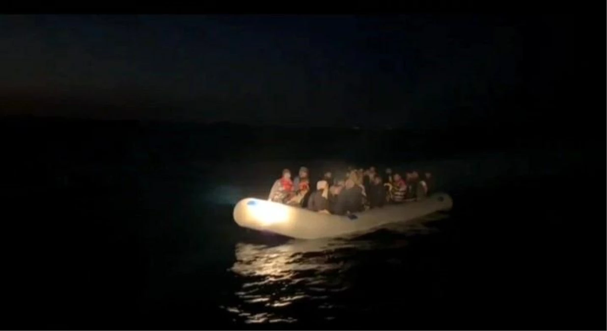 Çanakkale\'de Sahil Güvenlik ekipleri 26 kaçak göçmen yakaladı