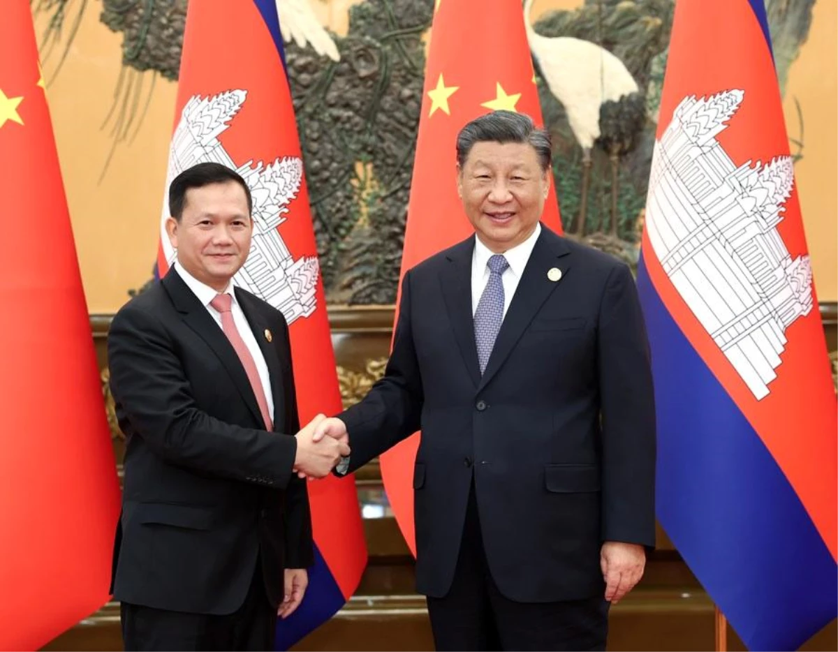 Çin Cumhurbaşkanı Xi Jinping, Türkmenistan Halk Maslahatı Başkanı ile bir araya geldi