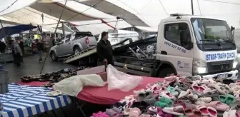Avcılar Semt Pazarında Araçlar Nedeniyle Tezgah Açılamadı