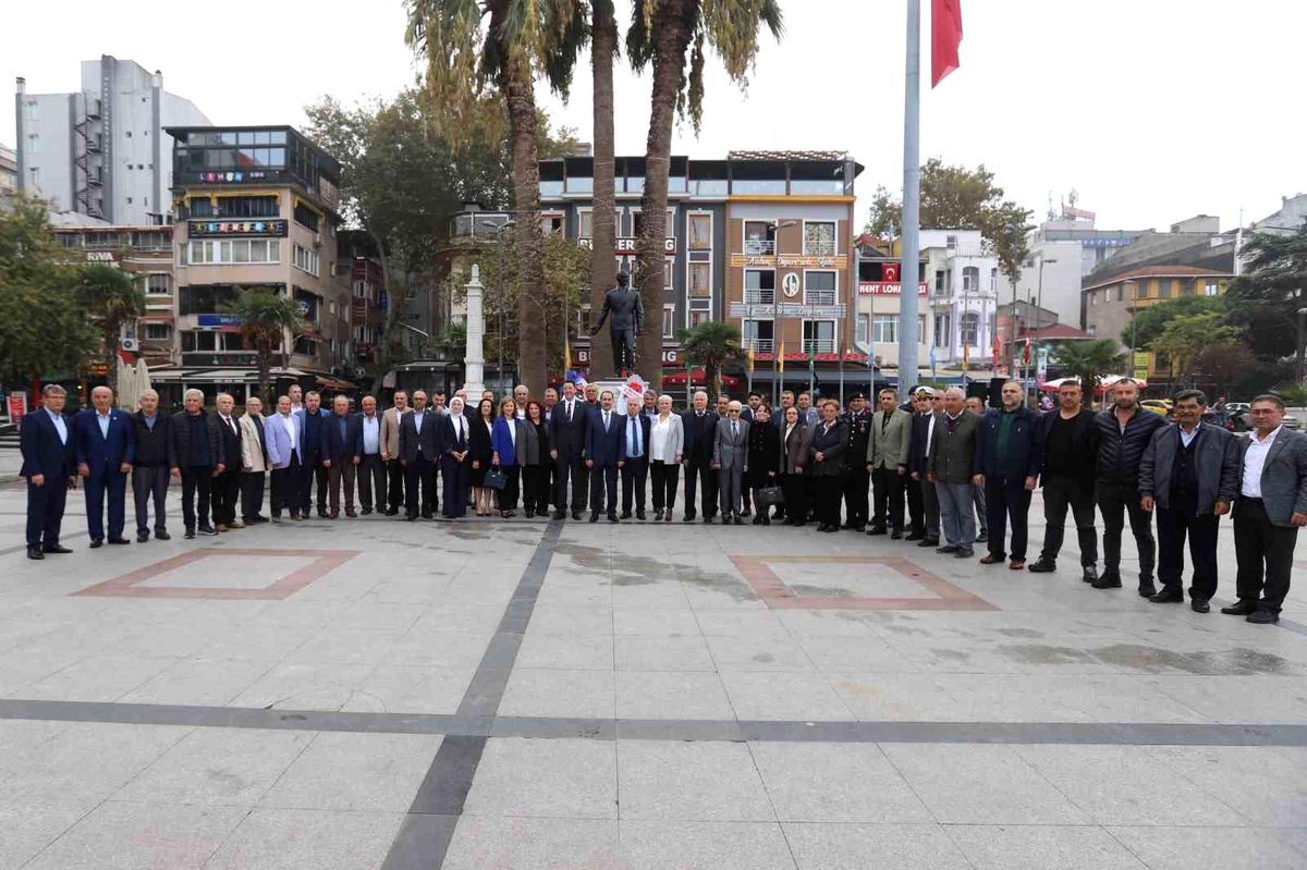 Bandırma\'da Muhtarlar Günü kutlandı