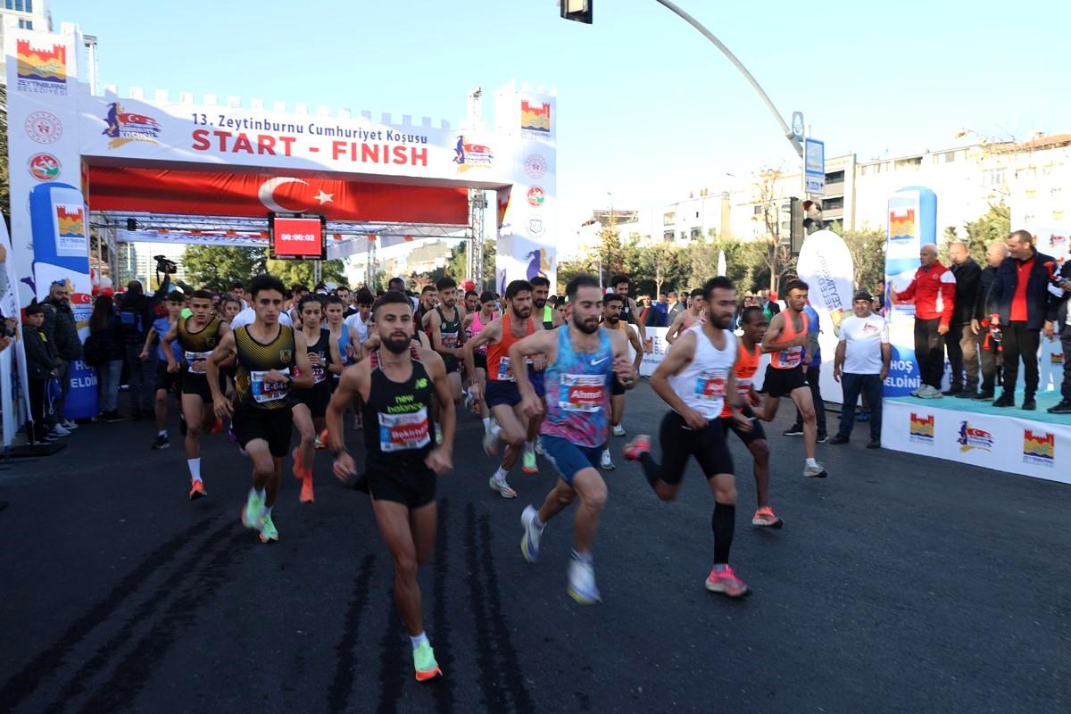 Zeytinburnu Uluslararası Cumhuriyet Koşusu 2023\'te Gerçekleşecek