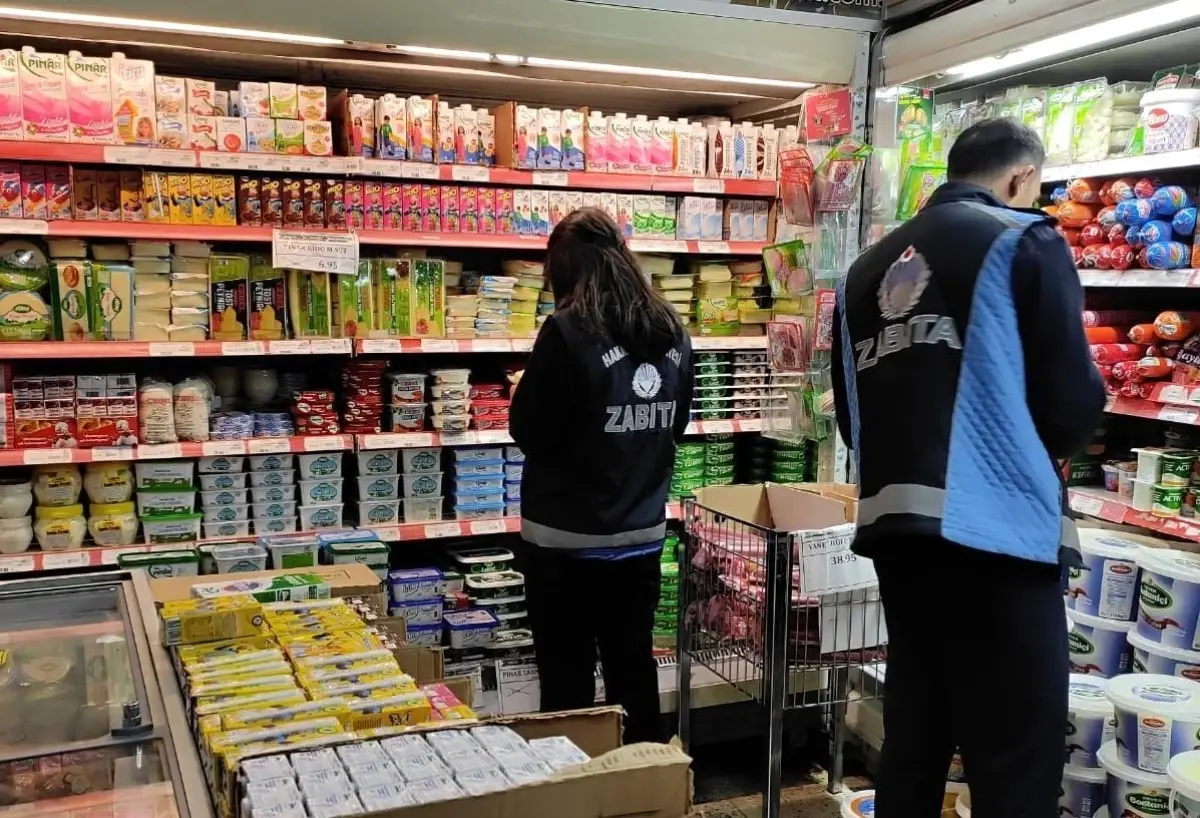 Hakkari Belediyesi Zabıta Müdürlüğü Alışveriş Denetimlerini Sıklaştırdı