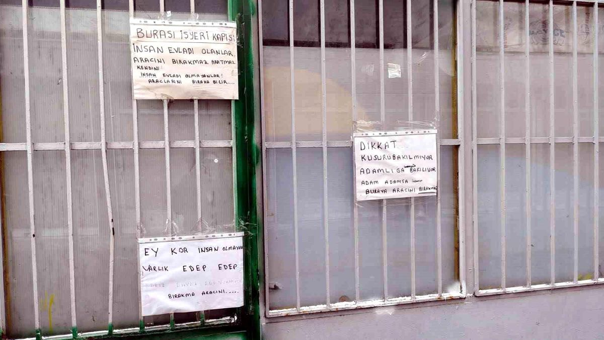 Samsun\'da İşyeri Sahibi Araç Parklarından Bıktı