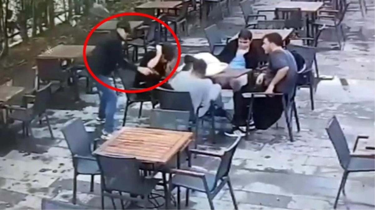 İstanbul\'da çay bahçesine baskın yapan tetikçi, yanlış kişiyi vurdu 