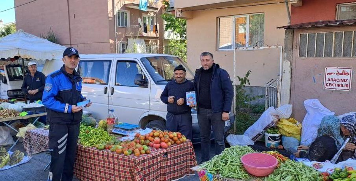 Kütahya\'da Pazar Esnafı Dolandırıcılık ve Hırsızlık Konusunda Bilgilendirildi