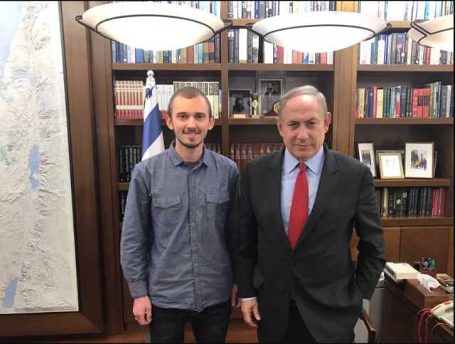 Netanyahu'nun danışmanı, hastane saldırısını İsrail'in yaptığına dair paylaşımını sildi Netanyahu'nun danışmanı, hastane saldırısını İsrail'in yaptığına dair paylaşımını sildi