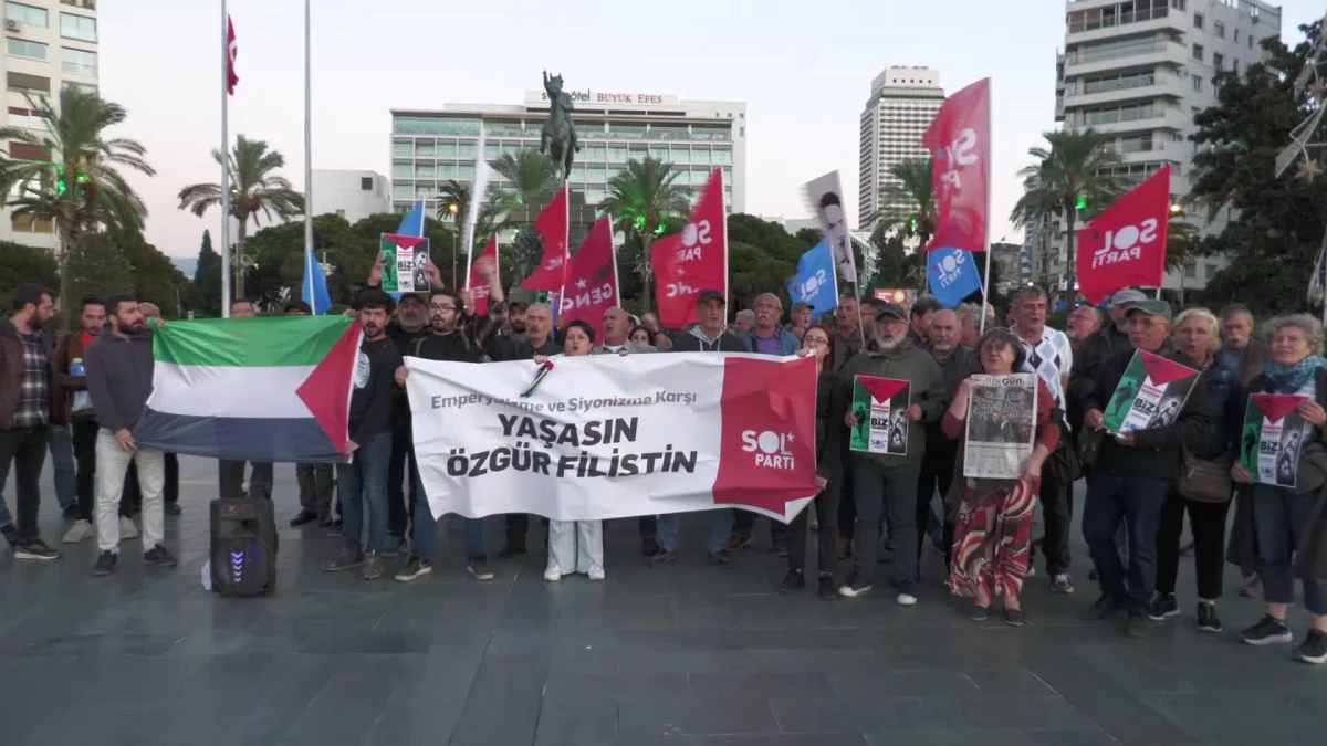SOL Parti İzmir\'de İsrail\'in Gazze\'deki saldırısını protesto etti