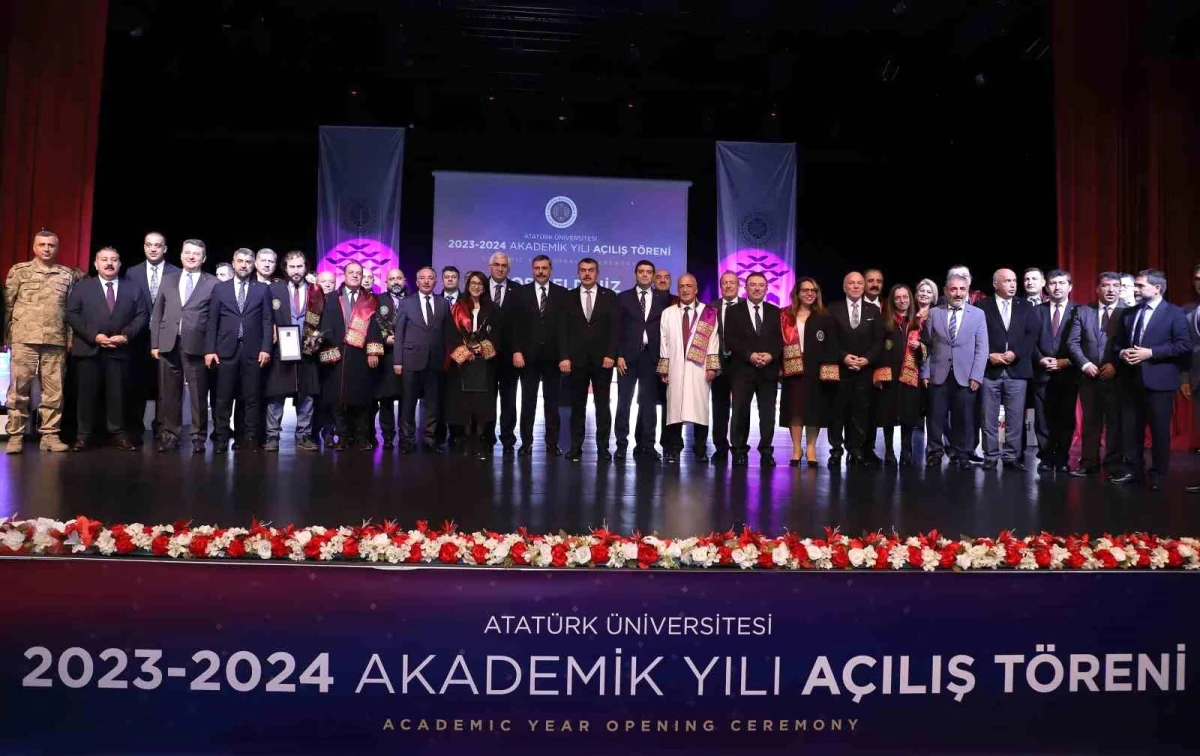 Atatürk Üniversitesi\'nde 2023-2024 akademik yılı açılışı yapıldı