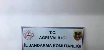 Ağrı'da Kaçak Firuze Taşı Ele Geçirildi