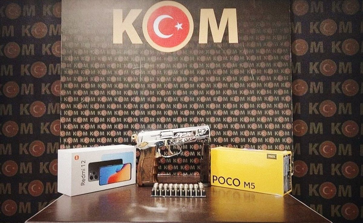 Ardahan\'da Kaçakçılık ve Uyuşturucu Operasyonunda 2 Kişi Gözaltına Alındı