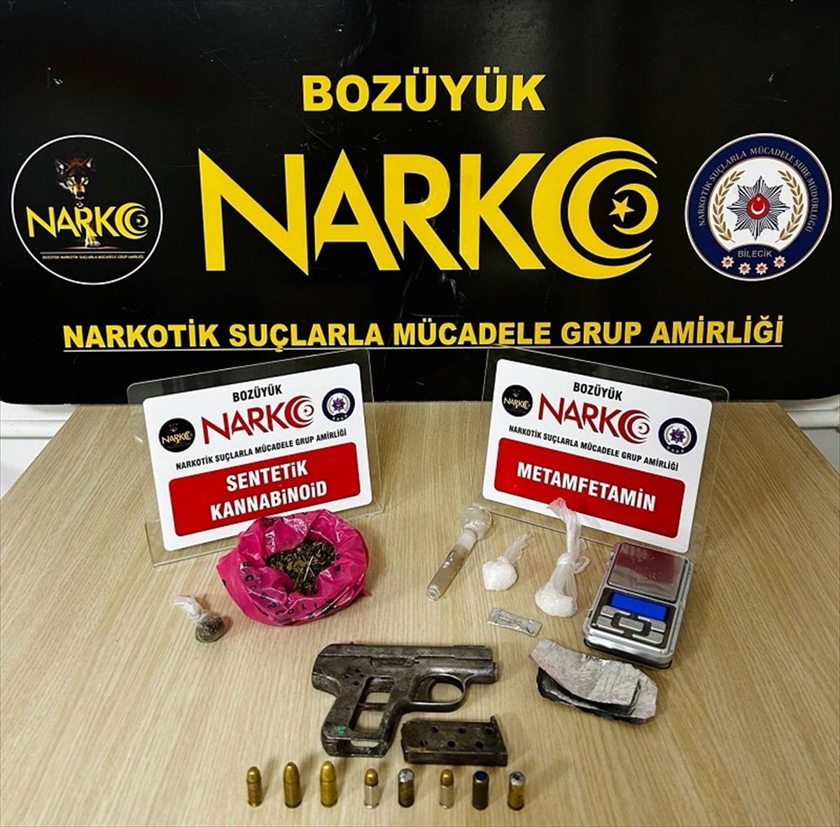 Bozüyük\'te Uyuşturucu Operasyonu: 2 Zanlı Tutuklandı